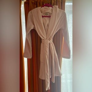 UGG Miranda Hooded Robe in light pink - size XS